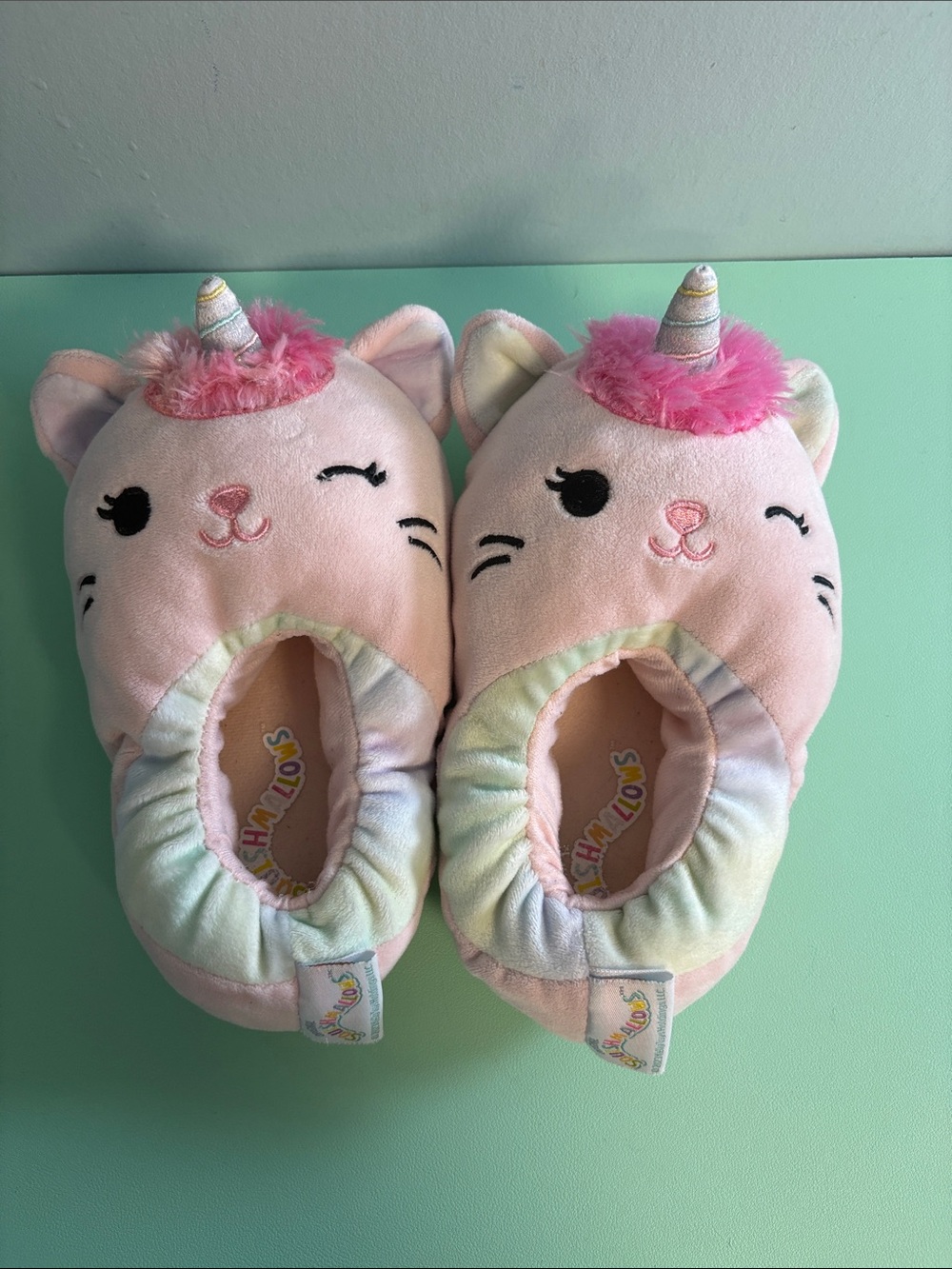 Squishmallows Sabrina the Caticorn Slippers Size 13-1, Girl Slippers